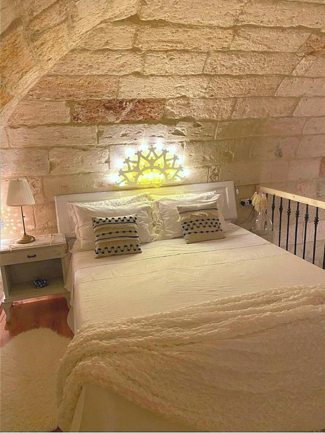 Bed and Breakfast Palazzo Emy Lecce Exterior foto